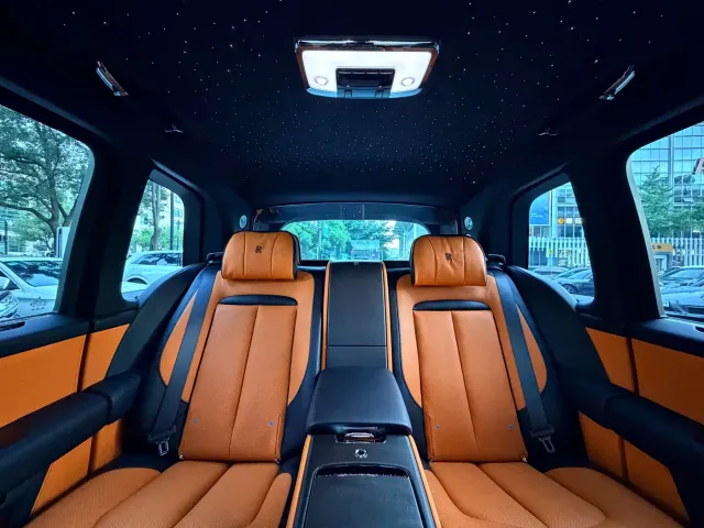 Rolls-Royce Cullinan — Фото автомобиля 8