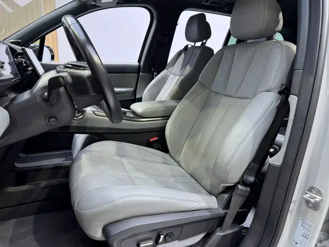 NIO NIO ES8 2020 415KM 6-Seater — Фото автомобиля 11