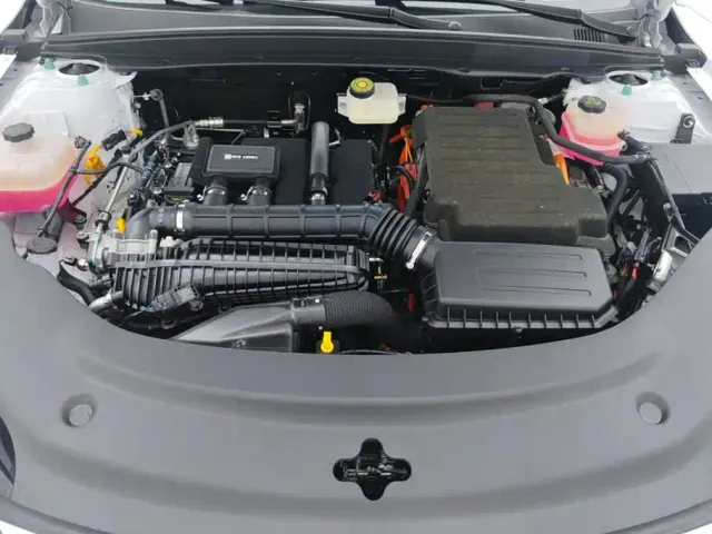 BYD Seal 05 DM-i — Фото автомобиля 10