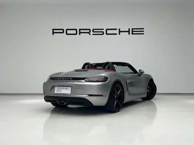 Porsche 718 — Фото автомобиля 4