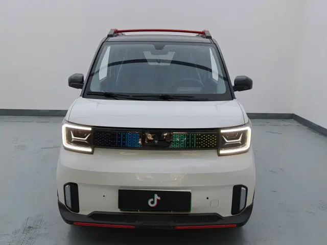 Wuling Hongguang Mini EV — Фото автомобиля 2