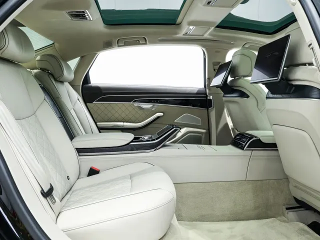 Audi A8 — Фото автомобиля 11