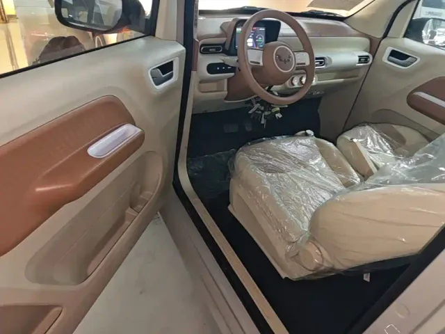 Wuling Hongguang Mini EV — Фото автомобиля 15