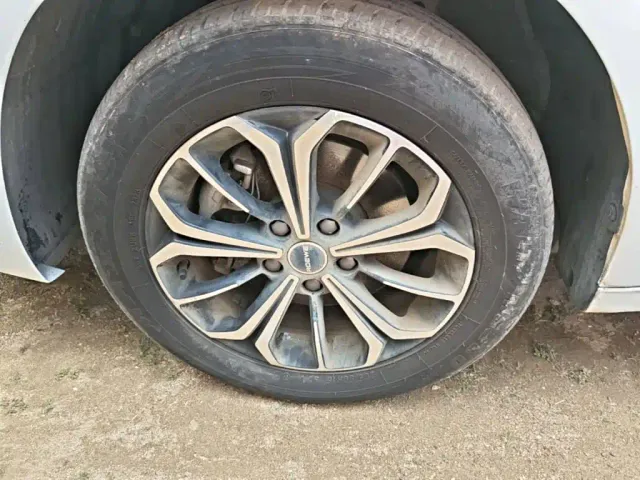 Roewe i6 MAX EV — Фото автомобиля 22