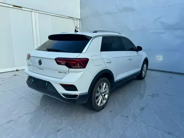 Volkswagen T-Roc — Фото автомобиля 7