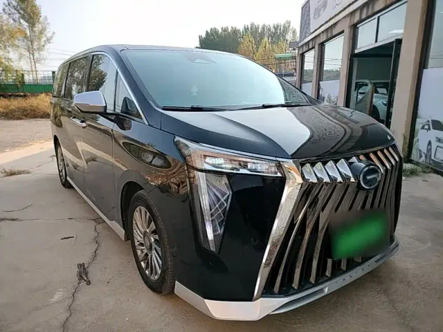 GAC Trumpchi M8 — Фото автомобиля 3