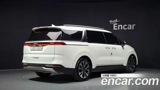 Kia Carnival 4th Gen — Фото автомобиля 2