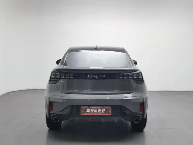 Lynk & Co 05 EM-P — Фото автомобиля 4