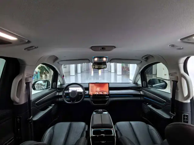 Geely Yizhen L380 — Фото автомобиля 13