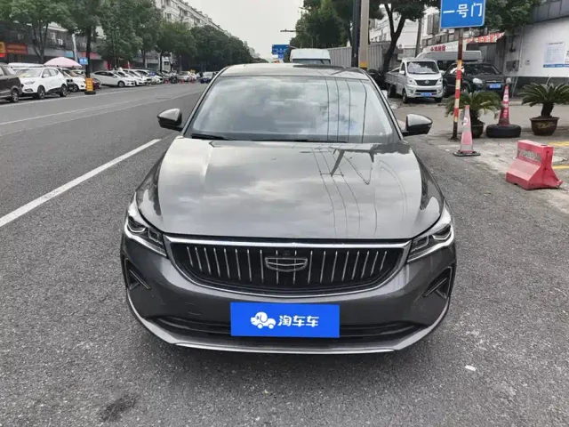 Geely Emgrand — Фото автомобиля 2