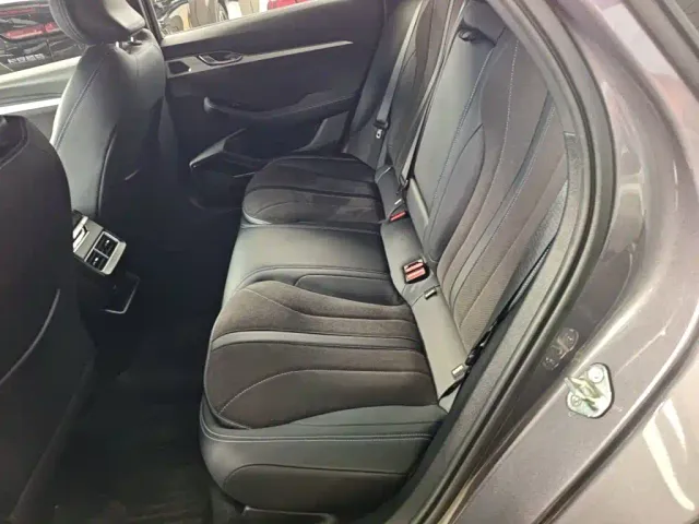 Geely Xingrui — Фото автомобиля 12