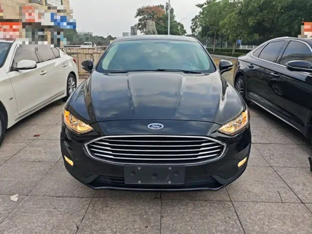 Ford Mondeo — Фото автомобиля 2