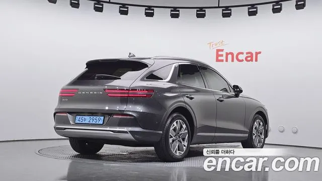 Genesis GV70 Electrified GV70 — Фото автомобиля 2