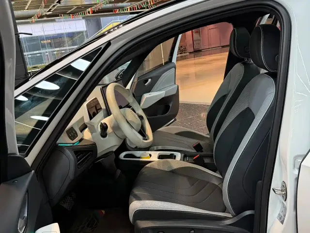 Volkswagen Volkswagen ID.3 2025 Smart Ultimate Intelligent Edition — Фото автомобиля 4