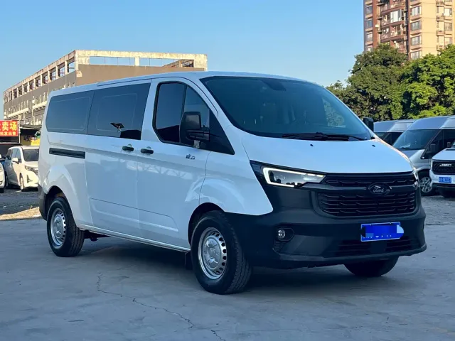 Ford Transit — Фото автомобиля 3