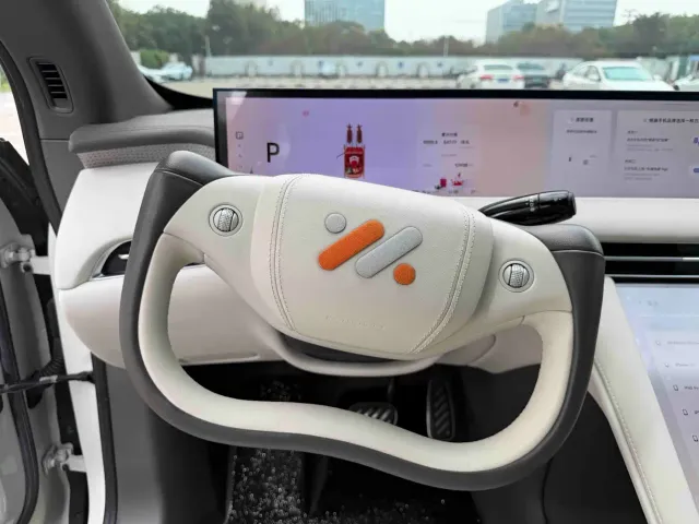 IM Motors LS7 — Фото автомобиля 10