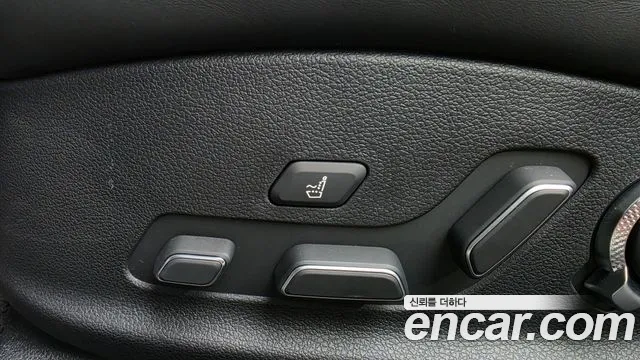 Genesis G80 Бензин 3.5 турбо AWD — Фото автомобиля 26