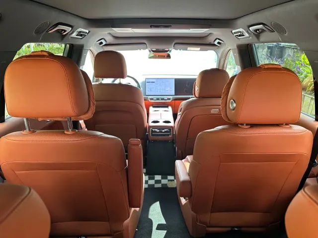 Li Auto Li Xiang L9 2022 Max — Фото автомобиля 19