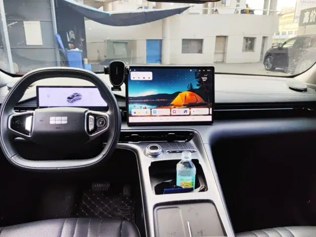Geely Galaxy E5 — Фото автомобиля 5