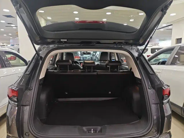 Changan CS35 Plus — Фото автомобиля 8