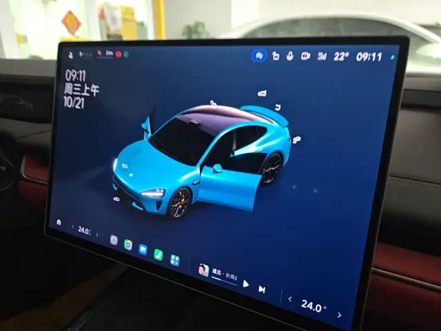 Xiaomi SU7 — Фото автомобиля 12