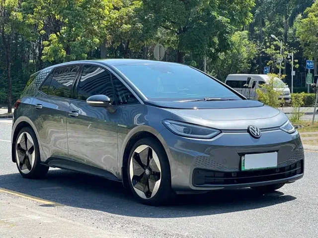Volkswagen ID.3 — Фото автомобиля 3