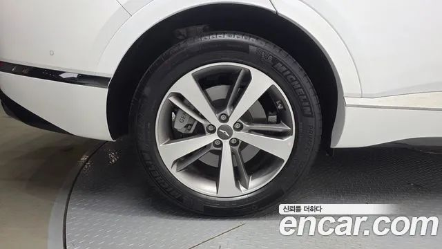 Genesis GV80 2.5T Бензин AWD — Фото автомобиля 5