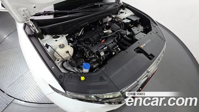 Hyundai Tucson Tucson (NX4) Бензин 1.6 турбо 2WD — Фото автомобиля 6