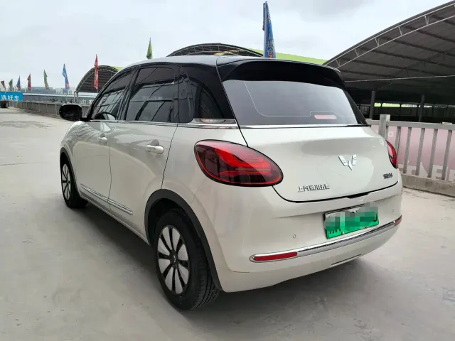 Wuling Bingo — Фото автомобиля 4