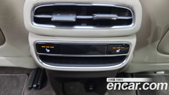 Genesis GV80 2.5T Бензин AWD — Фото автомобиля 28