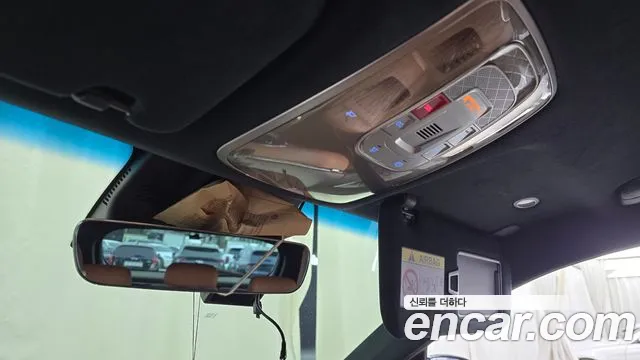 Genesis GV70 2.5T Бензин AWD — Фото автомобиля 17