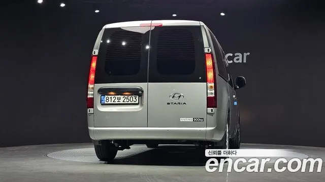Hyundai Staria Staria Карго 3 места — Фото автомобиля 4