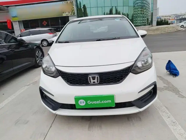 Honda Fit — Фото автомобиля 2