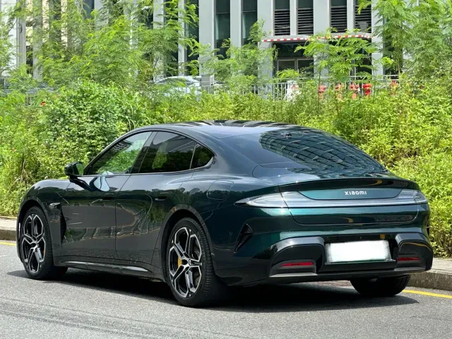 Xiaomi SU7 — Фото автомобиля 14