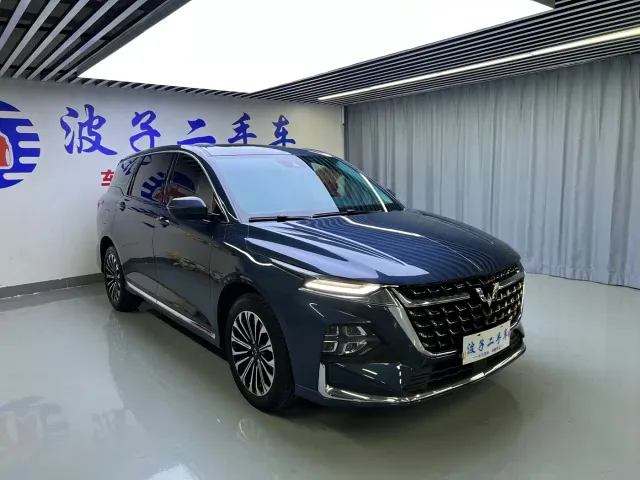Wuling Victory — Фото автомобиля 3