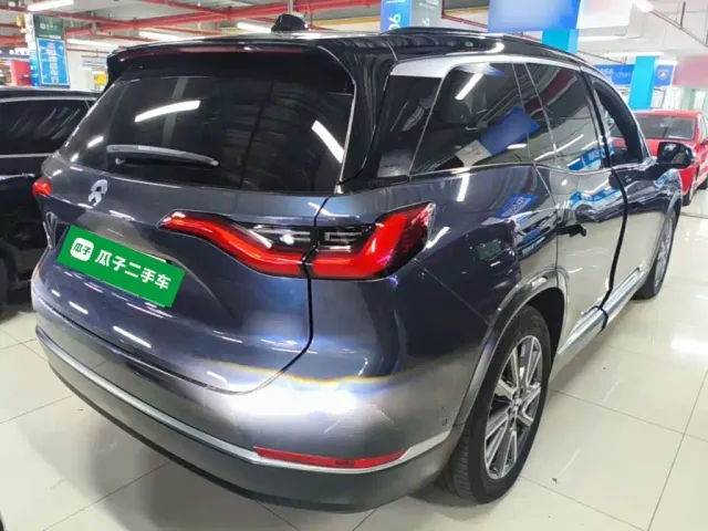 Nio ES8 — Фото автомобиля 6