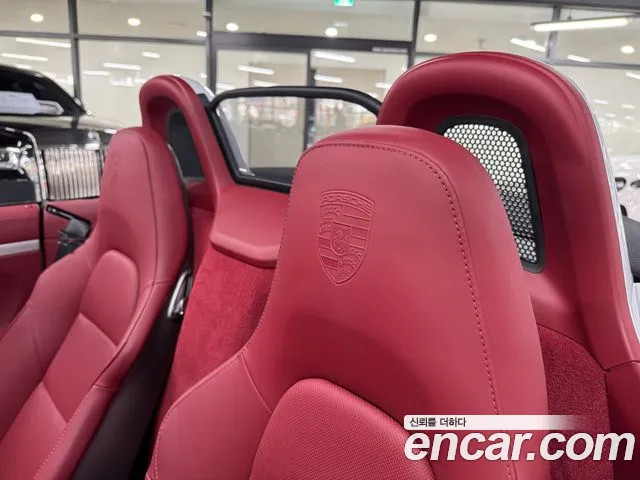 Porsche 718 — Фото автомобиля 15