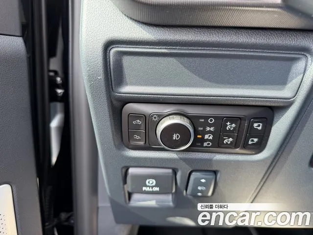 Ford F150 — Фото автомобиля 14