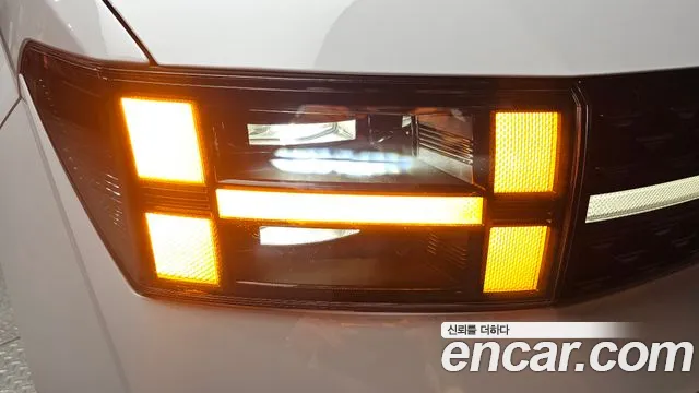 Hyundai Santa Fe MX5 — Фото автомобиля 22