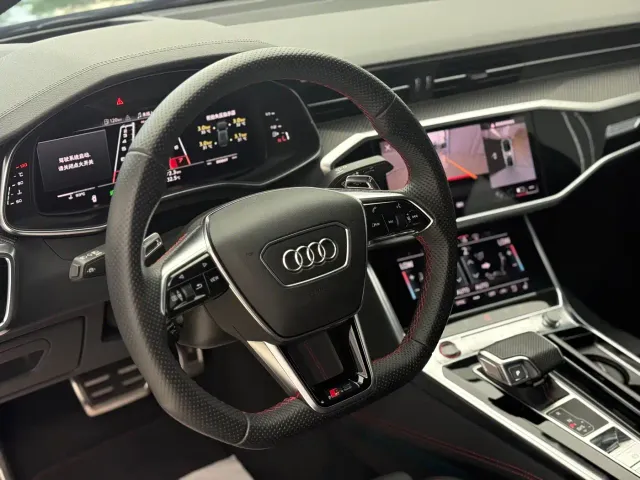 Audi RS 7 — Фото автомобиля 4