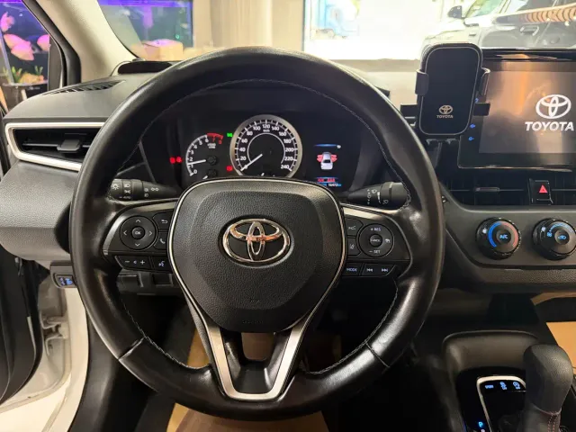Toyota Corolla — Фото автомобиля 11