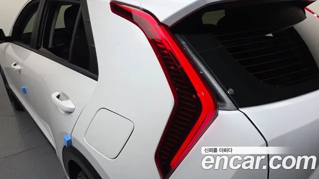 Kia Niro The All New — Фото автомобиля 8