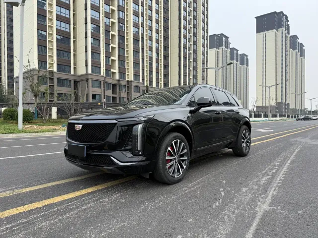 Cadillac XT5 — Фото автомобиля 3