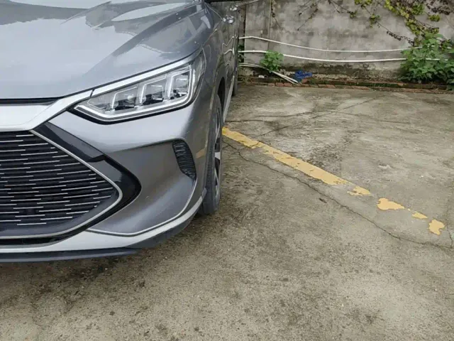 BYD Song PLUS — Фото автомобиля 23