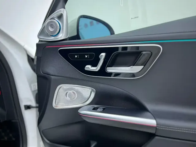 Mercedes-Benz C-Class — Фото автомобиля 5