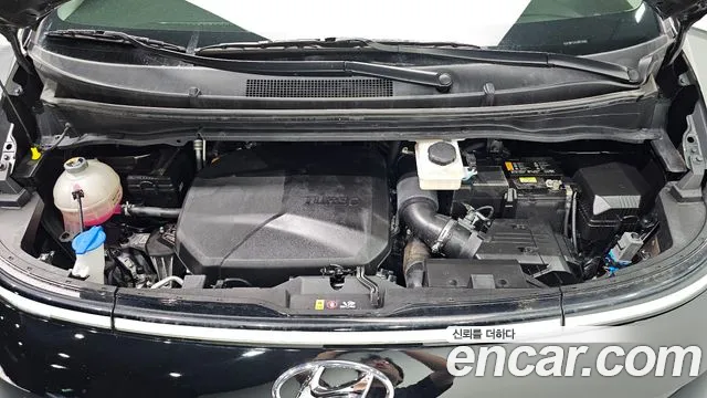 Hyundai Staria — Фото автомобиля 9