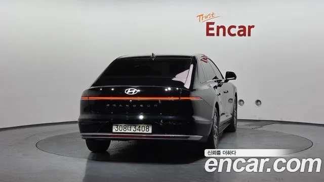 Hyundai Grandeur — Фото автомобиля 4