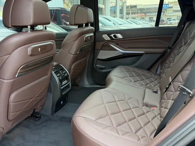 BMW X5 — Фото автомобиля 5