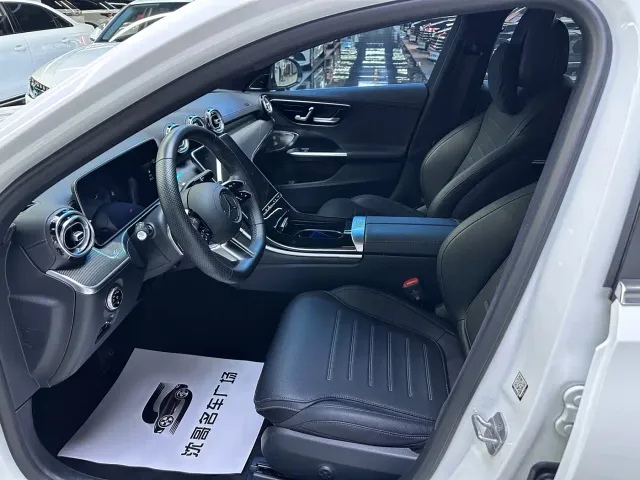 Mercedes-Benz C-Class — Фото автомобиля 4