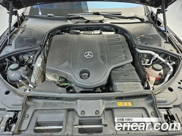 Mercedes-Benz S-Class — Фото автомобиля 5